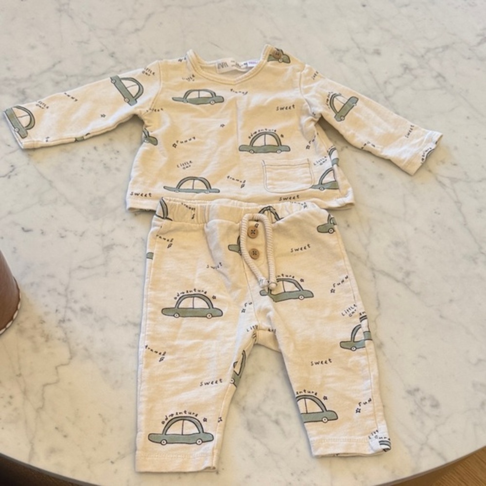 Zara Baby Car Print Outfit 2 Piece Set 0-3M Cream Green Lounge Set